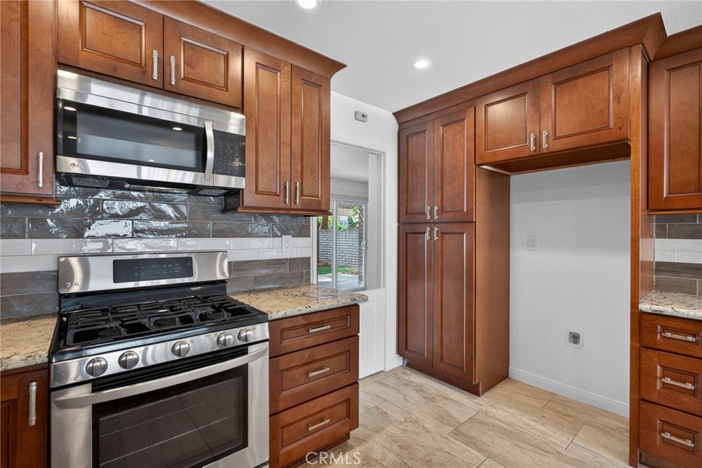 11 Redwood Tree, Irvine CA 92612 - Photo 11