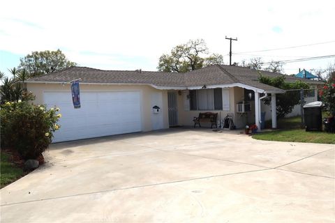 Photo of 13822 Cornishcrest Rd, Whittier, CA 90605 (MLS # CV26070555)