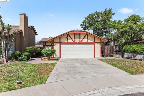 Photo of 4008 Benbow Ct Ct, Antioch, CA 94531 (MLS # 41134498)