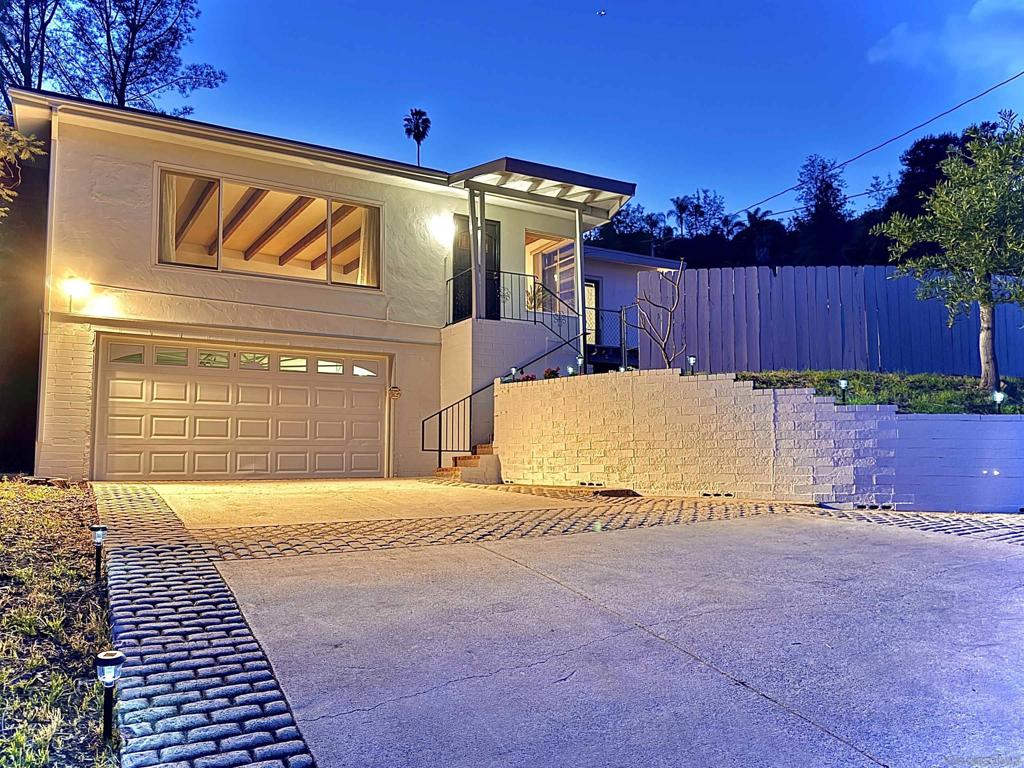 4124 Bancroft Dr