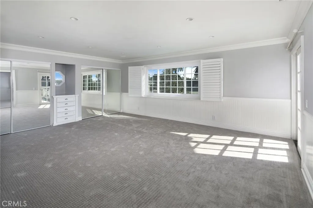 Newport Beach, California 92663, United States, 6 Bedrooms Bedrooms, ,5 BathroomsBathrooms,Residential,Active,198132