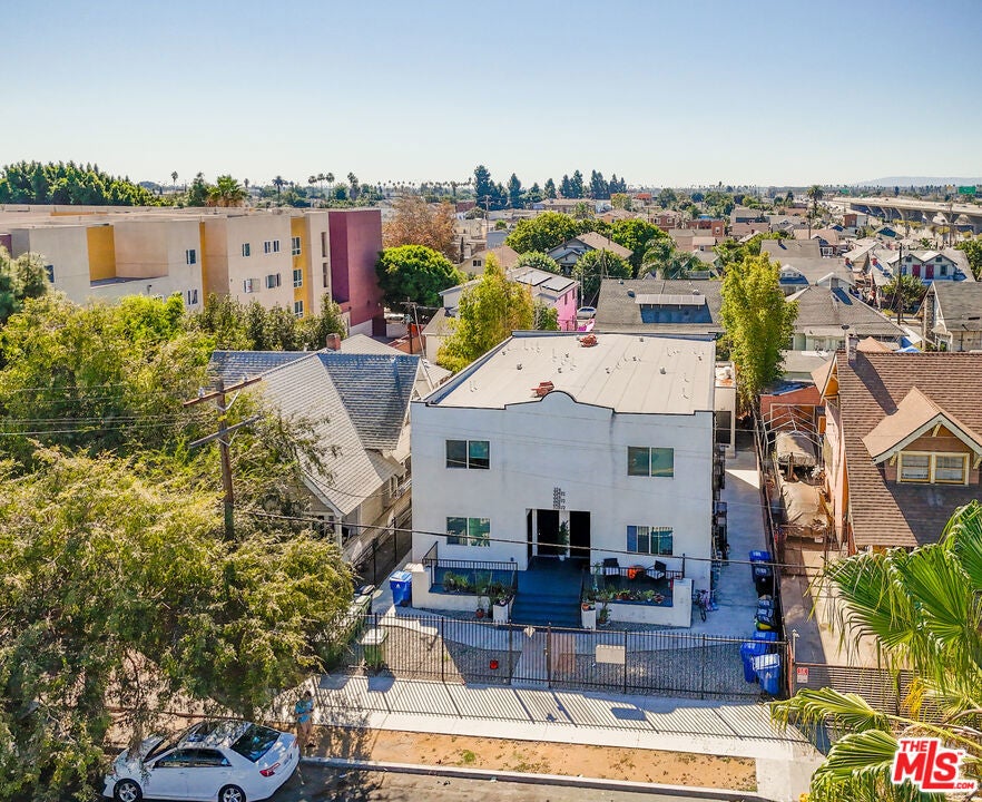 324 W 51st Street