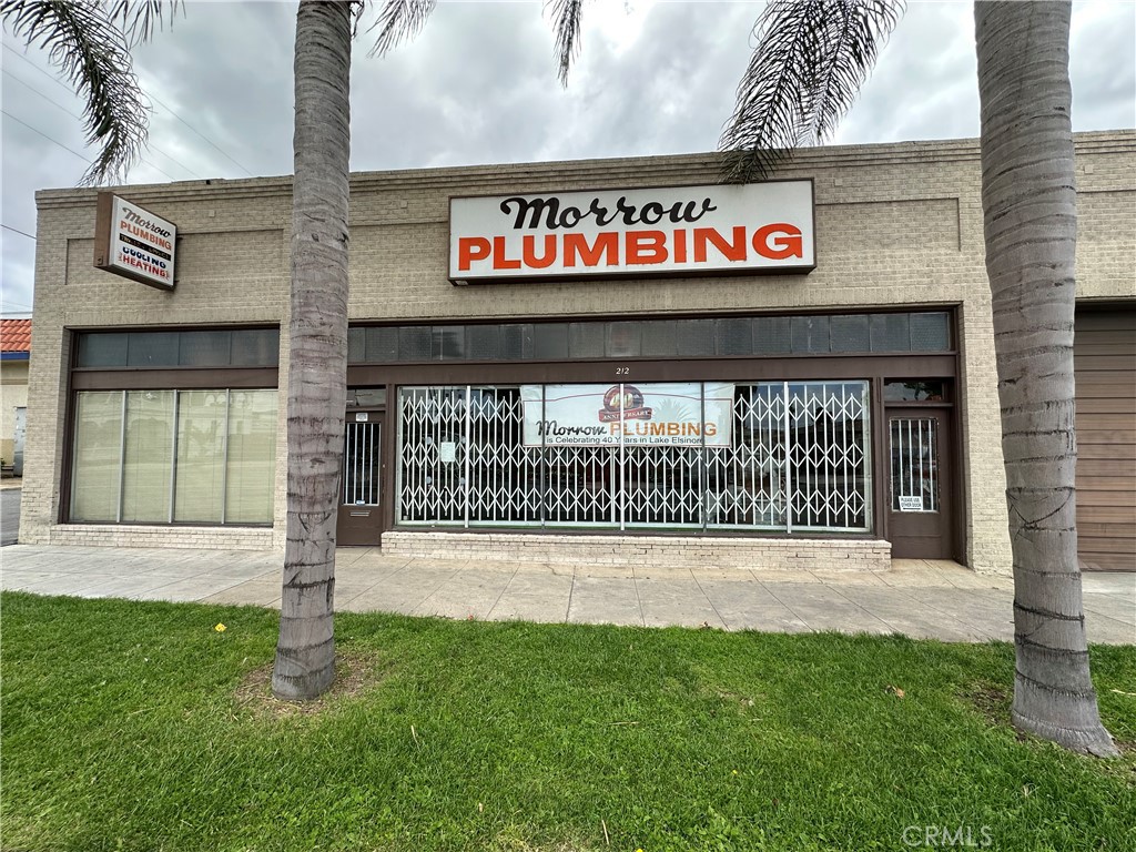 This unit presents an exceptional opportunity for businesses seeking ample space and a prime location to thrive. This expansive property boasts a generous 7,981 square feet, making it ideal for a variety of commercial endeavors. Whether you're looking to establish a retail outlet, a restaurant, an office space, or a mixed-use facility, this location offers the versatility and room necessary to bring your vision to life.
As you step into the property, you'll be greeted by a welcoming and spacious layout that can be tailored to meet the specific needs of your business. The large open areas allow for creative design possibilities, enabling you to create an environment that reflects your brand's identity. With high ceilings and abundant natural light, the space feels airy and inviting, which is essential for attracting customers and fostering a positive work atmosphere.
Situated in the vibrant community of Lake Elsinore, this property benefits from high visibility and easy access to major roads, making it convenient for both customers and employees. The area is known for its growth and development, with a diverse population and a mix of residential and commercial properties nearby. This presents a unique opportunity for businesses to tap into a growing market and establish a loyal customer base.
Furthermore, the property is equipped with essential amenities that support various business operations. Ample parking space ensures that customers can easily access your establishment, which is a crucial factor for any successful business. The surrounding area is also home to a variety of other businesses, creating a dynamic environment that encourages foot traffic and collaboration among local enterprises.
In addition to its practical features you have the flexibility to create distinct areas within the space, whether for retail displays, dining areas, or office configurations. This adaptability allows you to respond to the evolving needs of your business and the market, ensuring long-term success.
The surrounding community of Lake Elsinore is known for its recreational opportunities, including the beautiful lake, parks, and outdoor activities. This aspect not only enhances the quality of life for residents but also attracts visitors, providing additional potential customers for your business. By positioning yourself in this thriving area, you can take advantage of the local culture and lifestyle, creating a unique experience for your clientele.