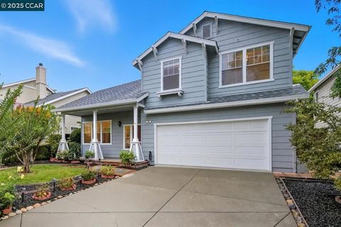 Photo of 39 Elmwood Dr, San Ramon, CA 94583 (MLS # 41114799)