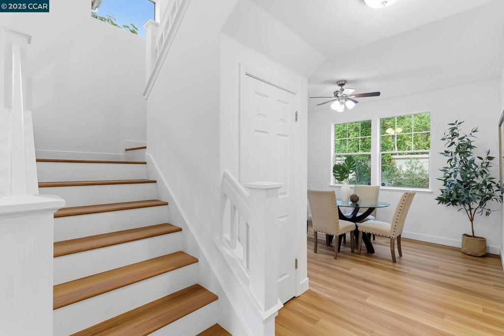 EAST HAMPTON - Residential