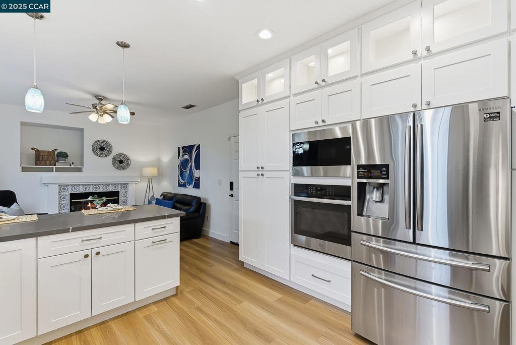EAST HAMPTON - Residential