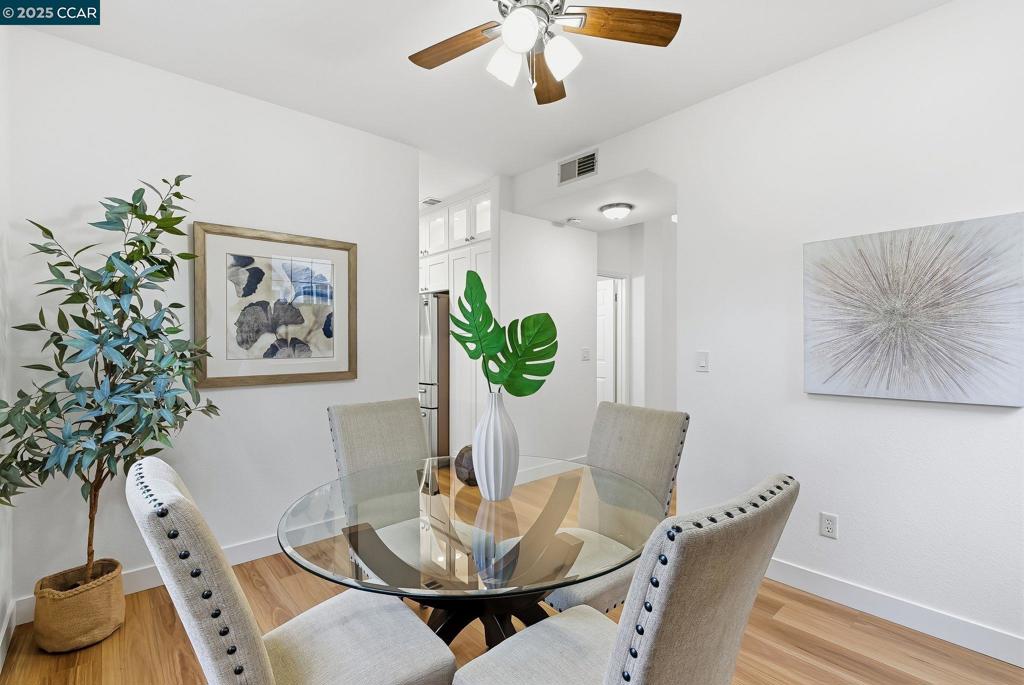 EAST HAMPTON - Residential