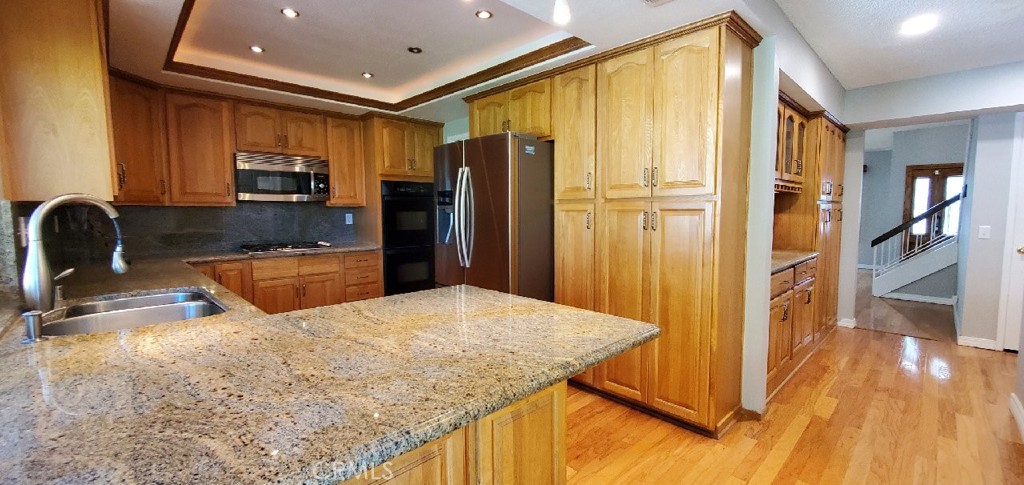 188 S Shattuck Place