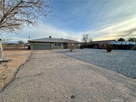 Photo of 14783 Tonikan Lane, Apple Valley, CA 92307 (MLS # HD26031377)