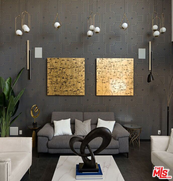 840 California Avenue