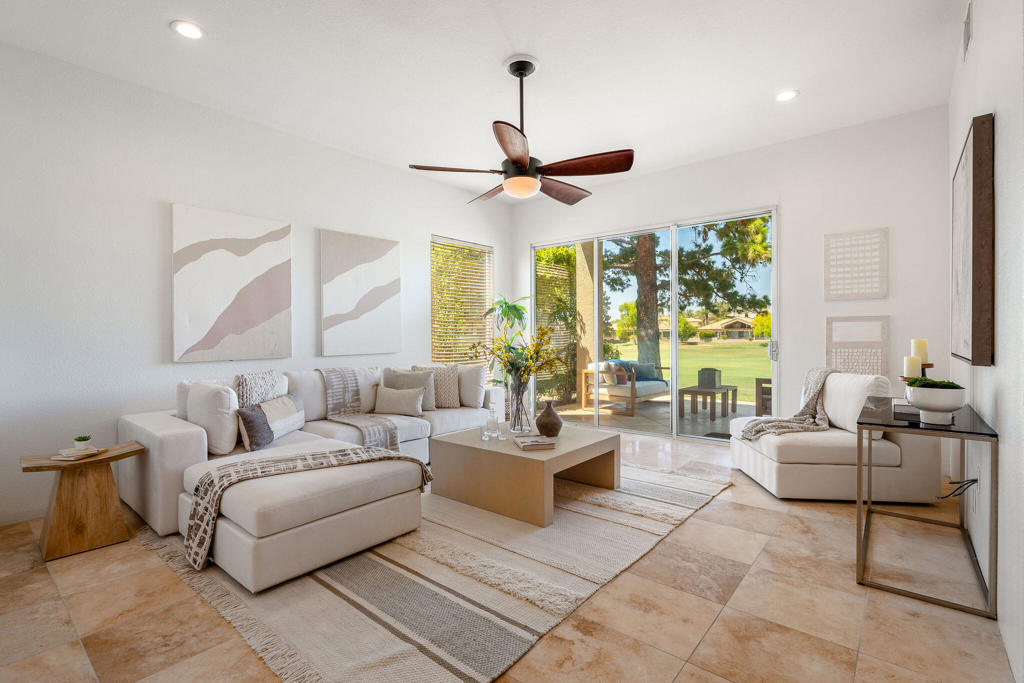 28 La Costa Drive