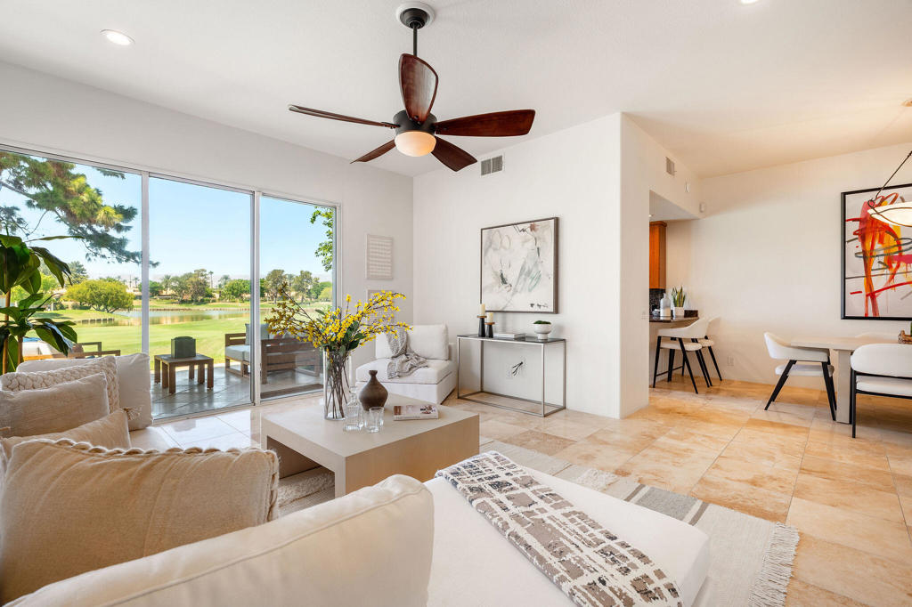 28 La Costa Drive