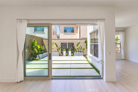 Photo of 116 eversedge, Irvine, CA 92618 (MLS # OC26206769)