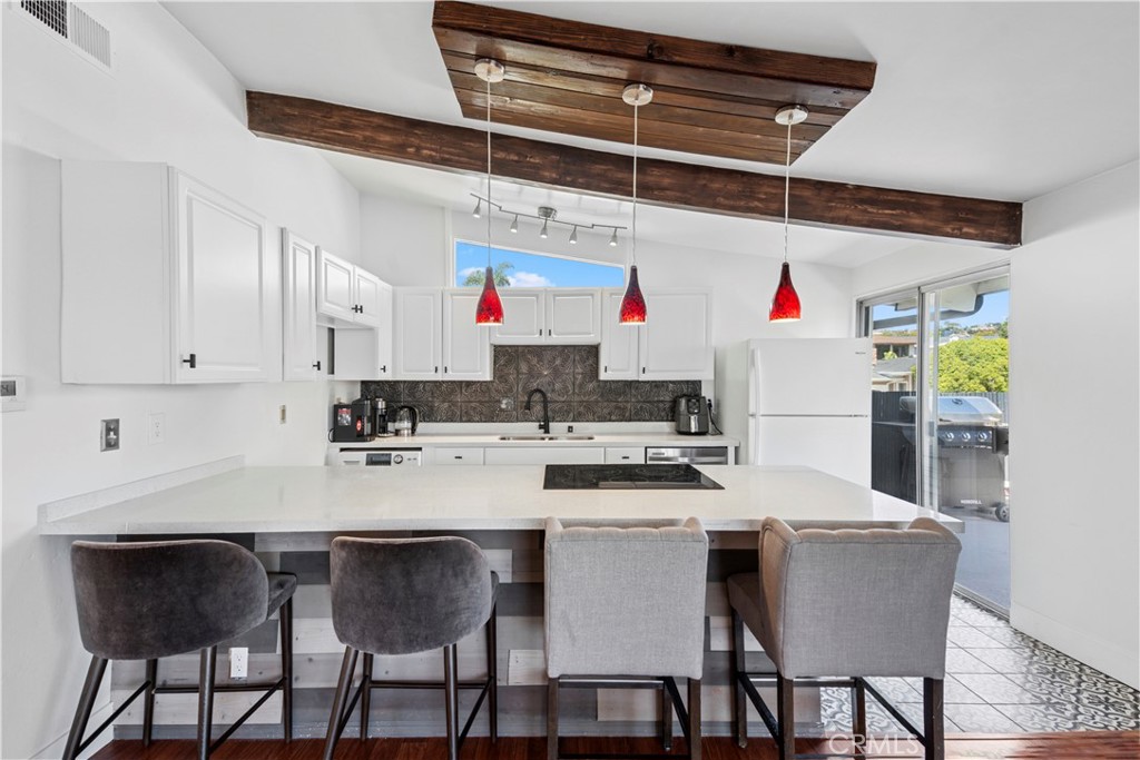 Corona Highlands (CORH) - Residential Lease