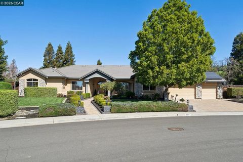 Photo of 1869 Renee Way Way, Concord, CA 94521 (MLS # 41126049)