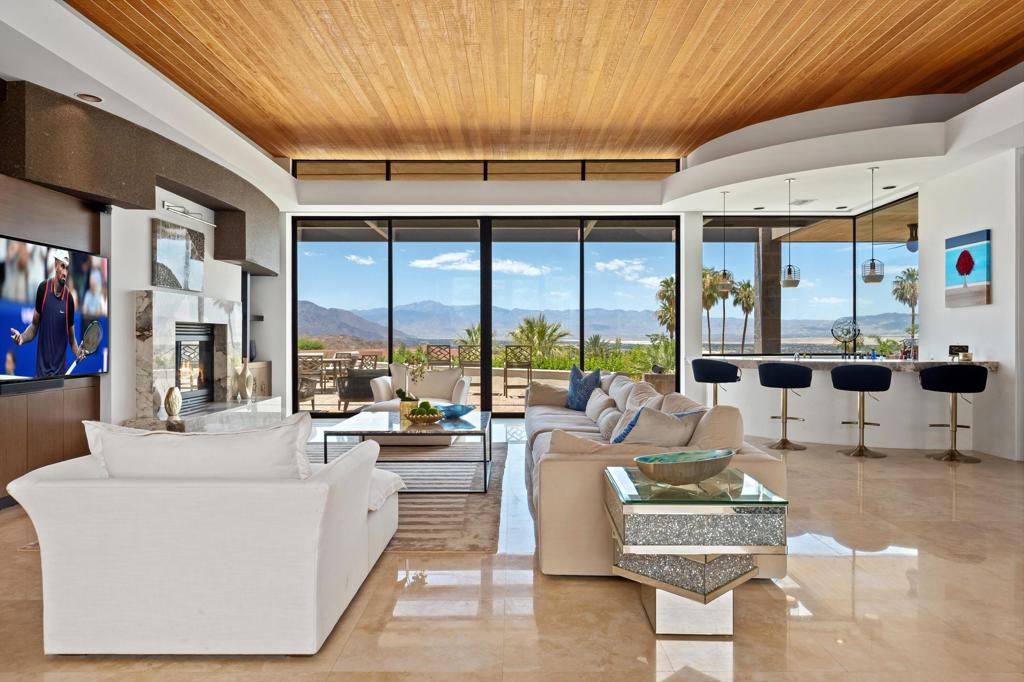 15 Buena Vista Court