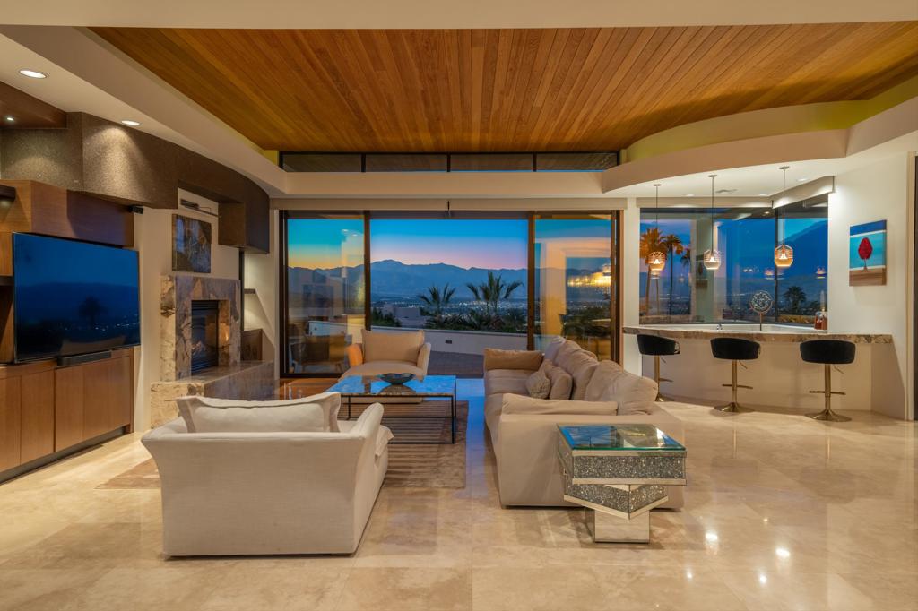 15 Buena Vista Court