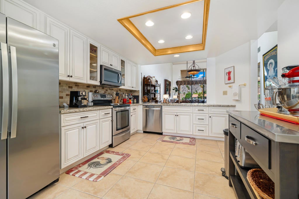 54577 Oak Hill