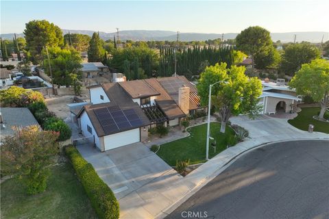 Photo of 43705 Secure Place, Lancaster, CA 93536 (MLS # SR25199625)