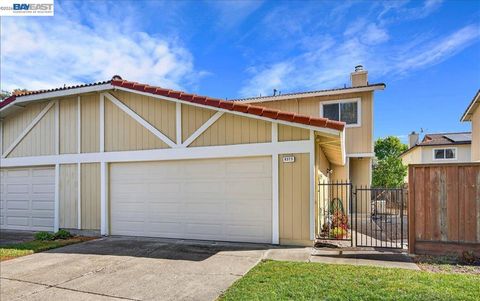 Photo of 8373 Locust Pl Pl, Dublin, CA 94568 (MLS # 41129563)