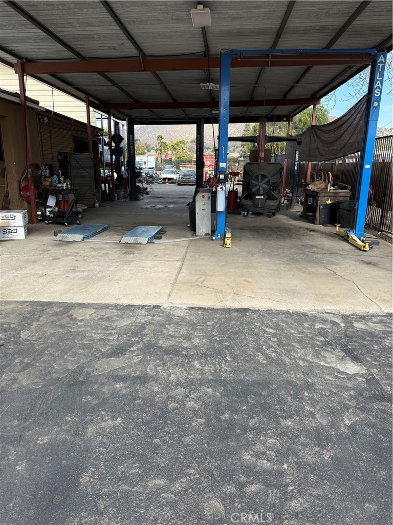 5949 Mission Boulevard