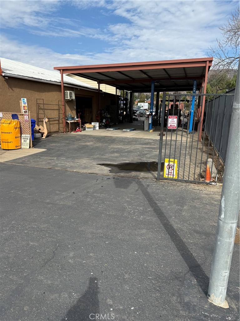 5949 Mission Boulevard