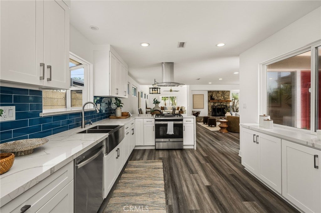 22072 Surfrider Lane, Huntington Beach CA 92646 - Photo 15
