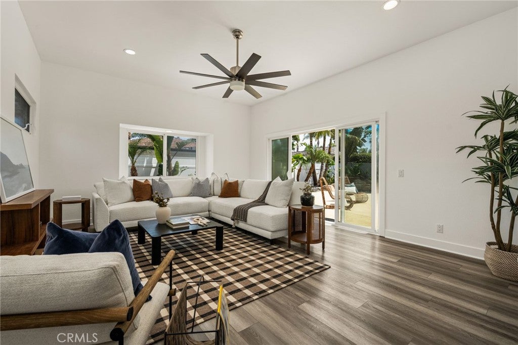 22072 Surfrider Lane, Huntington Beach CA 92646 - Photo 16