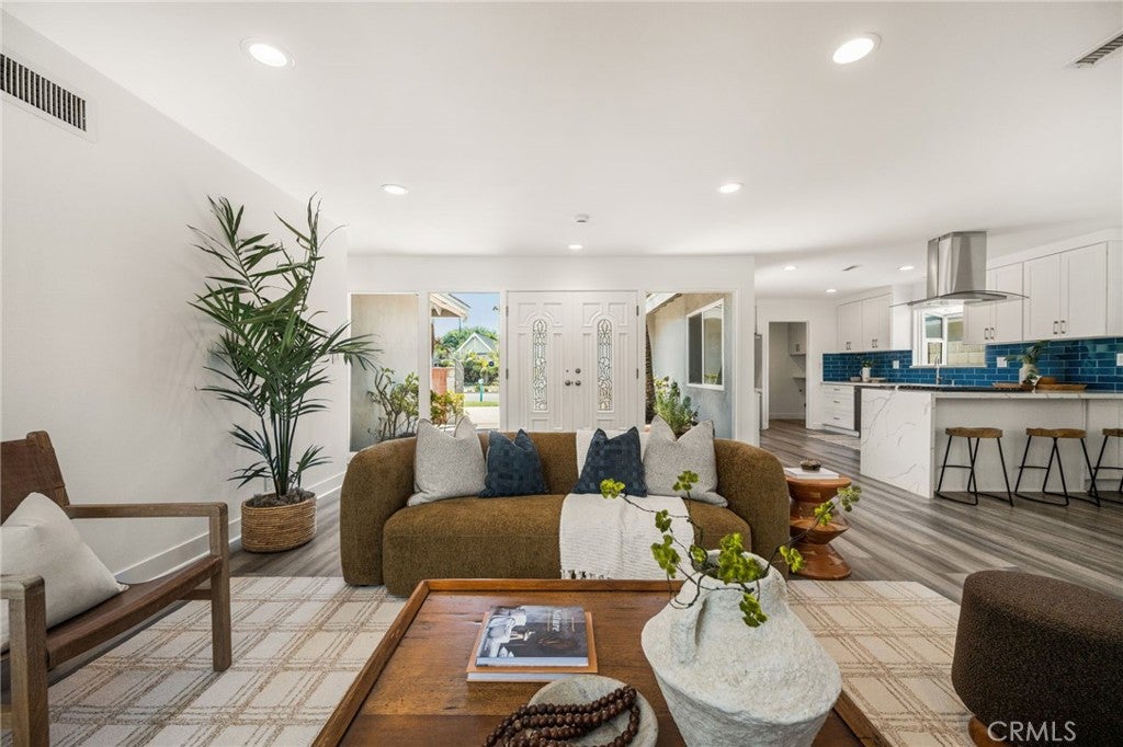 22072 Surfrider Lane, Huntington Beach CA 92646 - Photo 9