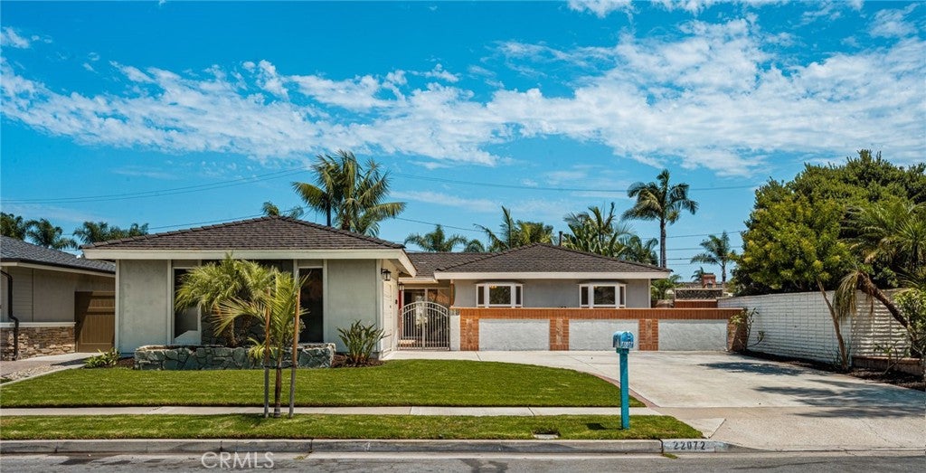 22072 Surfrider Lane, Huntington Beach CA 92646 - Photo 1