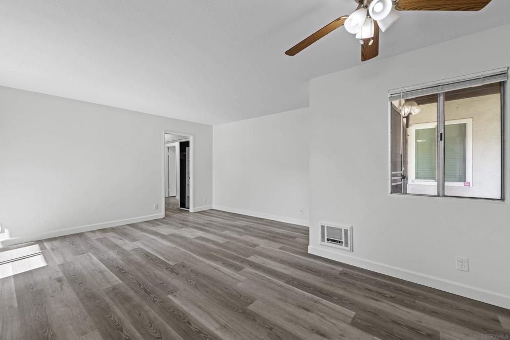 1389 Caminito Gabaldon A