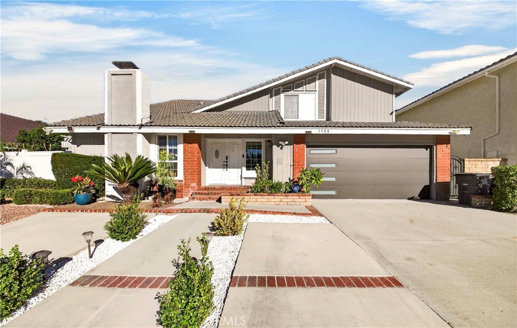 1508 N Fairgreen Drive