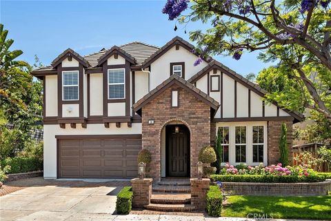 14 Downing Street Ladera Ranch CA 92694