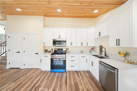 Tiny photo for 11498 Shahaptain AVE, Hesperia, CA 92345 (MLS # IV26158666)