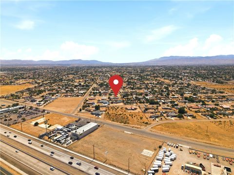 Tiny photo for 11498 Shahaptain AVE, Hesperia, CA 92345 (MLS # IV26158666)