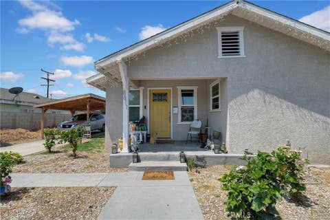 Photo of 8811 Mary Avenue, Los Angeles, CA 90002 (MLS # CV26182256)