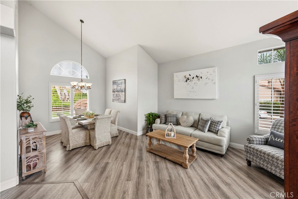 27199 Echo Canyon Court