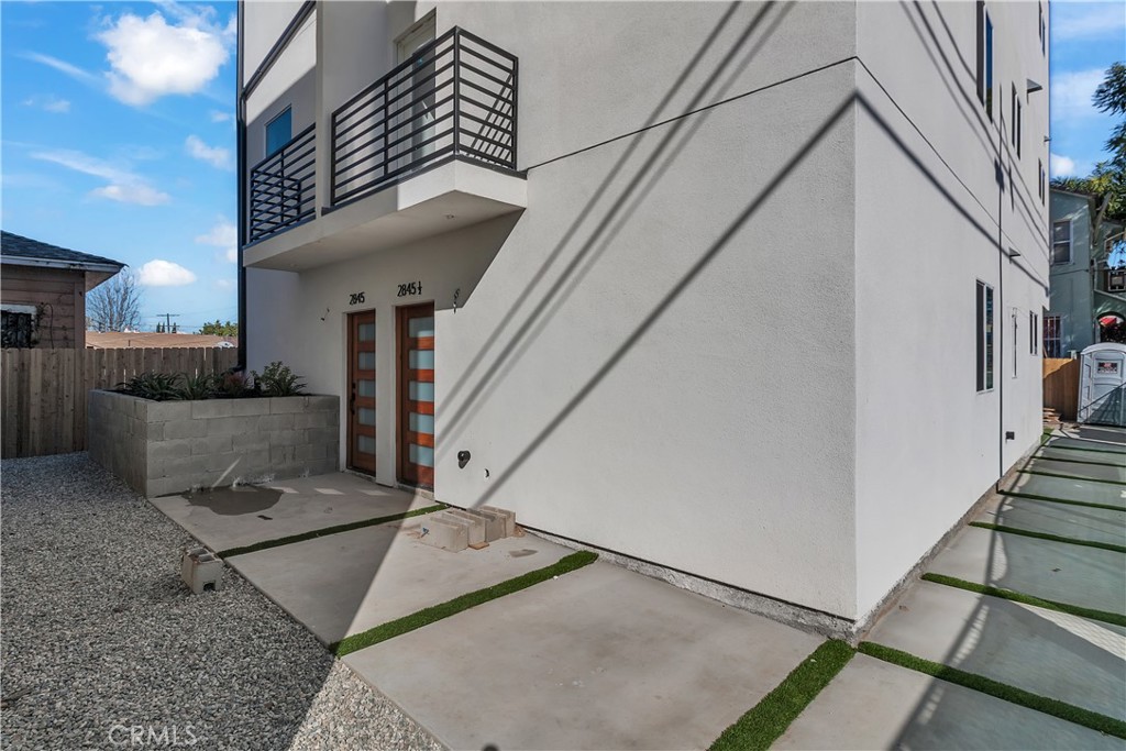 2843 Folsom