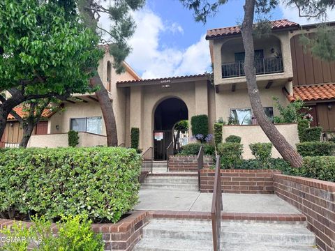 Photo of 19545 Sherman Way #17, Reseda, CA 91335 (MLS # 226002392)
