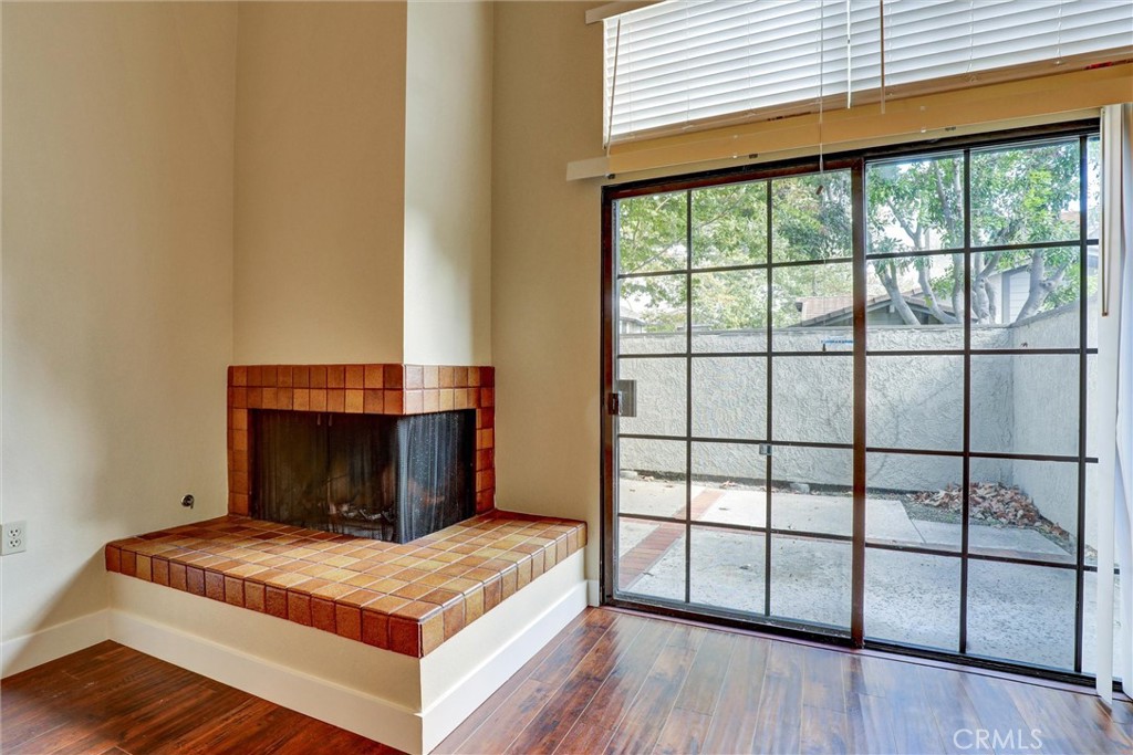 Ridge Townhomes Peters (RP) - Residential Lease