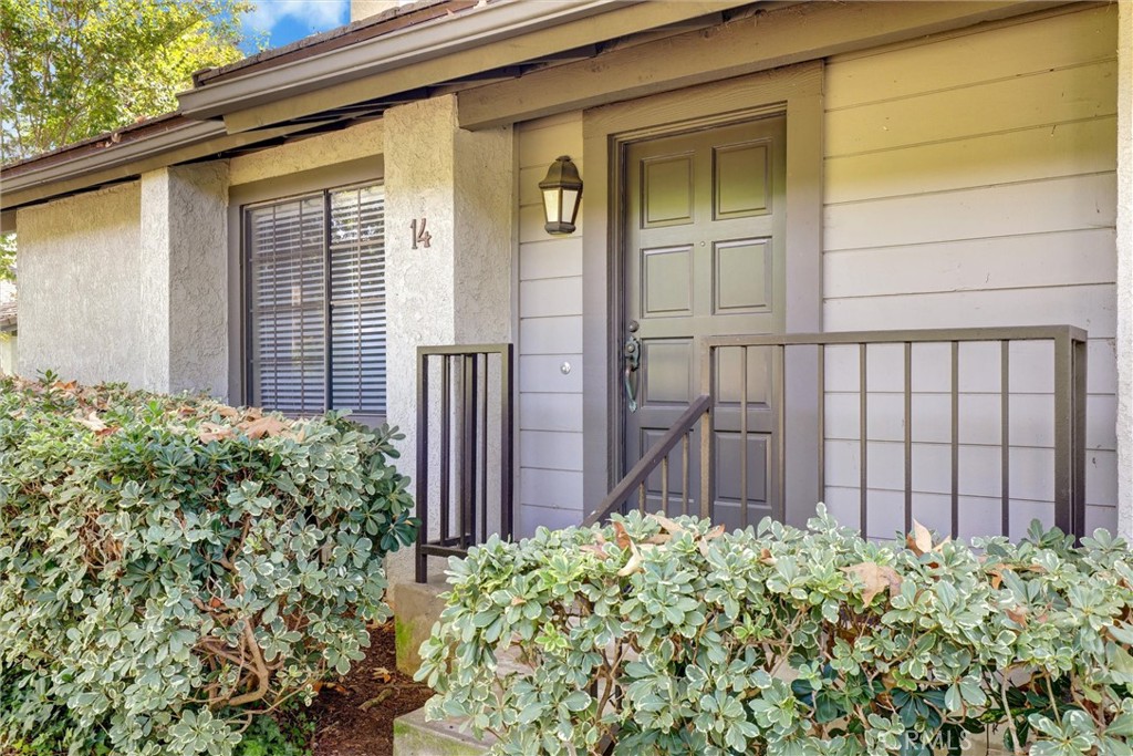 Ridge Townhomes Peters (RP) - Residential Lease