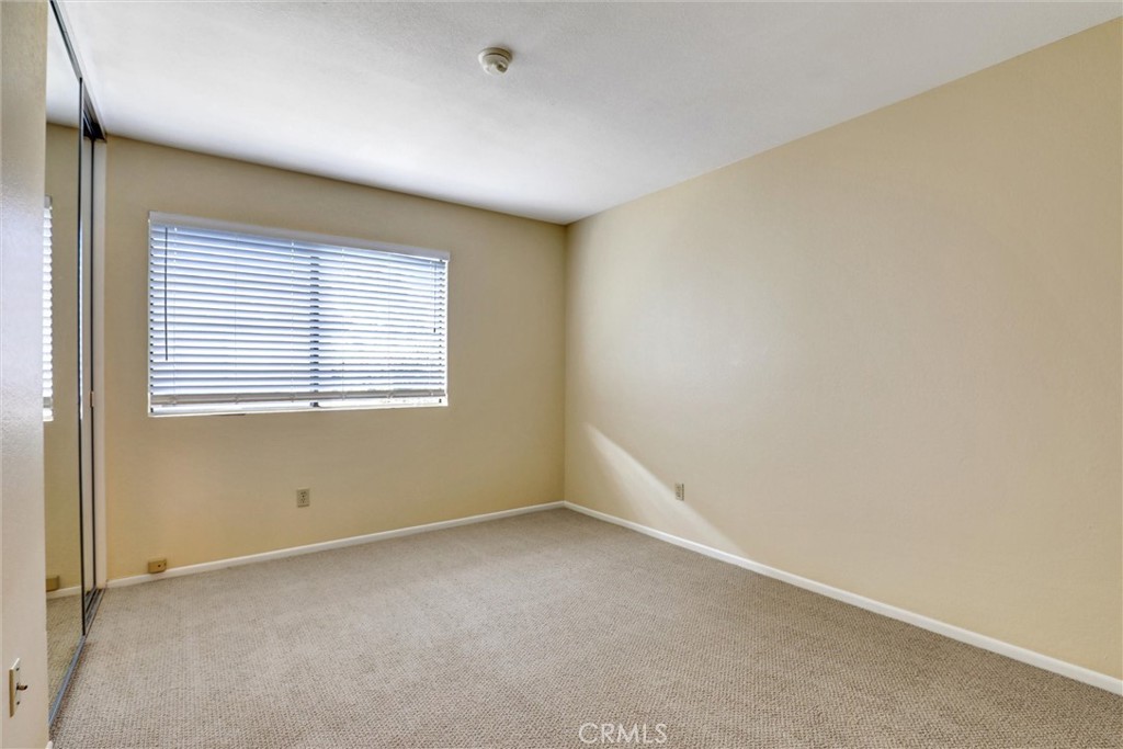 Ridge Townhomes Peters (RP) - Residential Lease