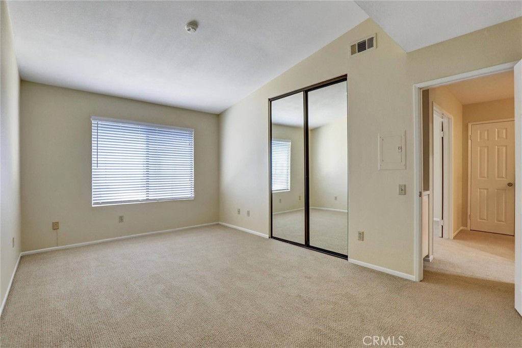 Ridge Townhomes Peters (RP) - Residential Lease