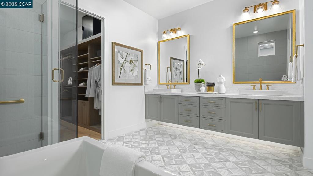 REGENCY - Residential