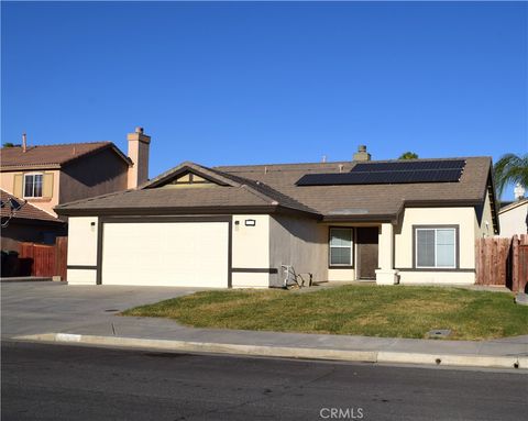 Photo of 1610 Stoneside Dr, Hemet, CA 92545 (MLS # SW26071971)