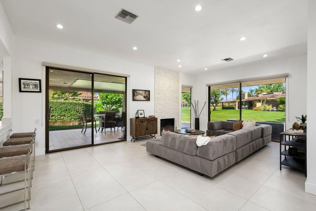 29 Stanford Drive