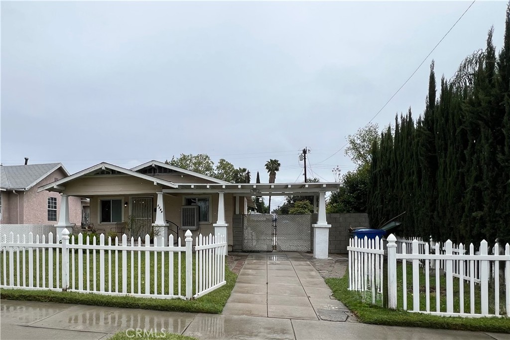 1789 N Pershing Avenue