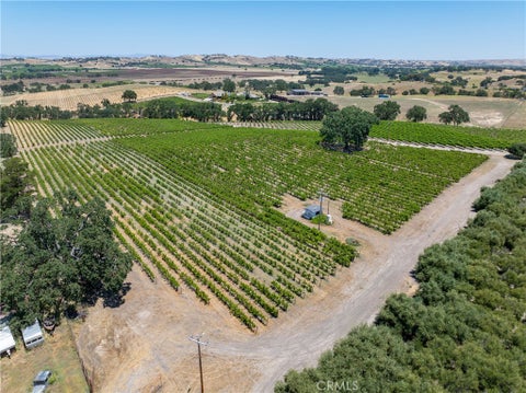Tiny photo for 175 White Hawk LN, Templeton, CA 93465 (MLS # NS26116303)
