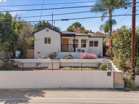 Photo of 3929 Division St ST, Los Angeles, CA 90065 (MLS # 41151256)