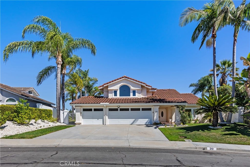 20 Sand Pointe